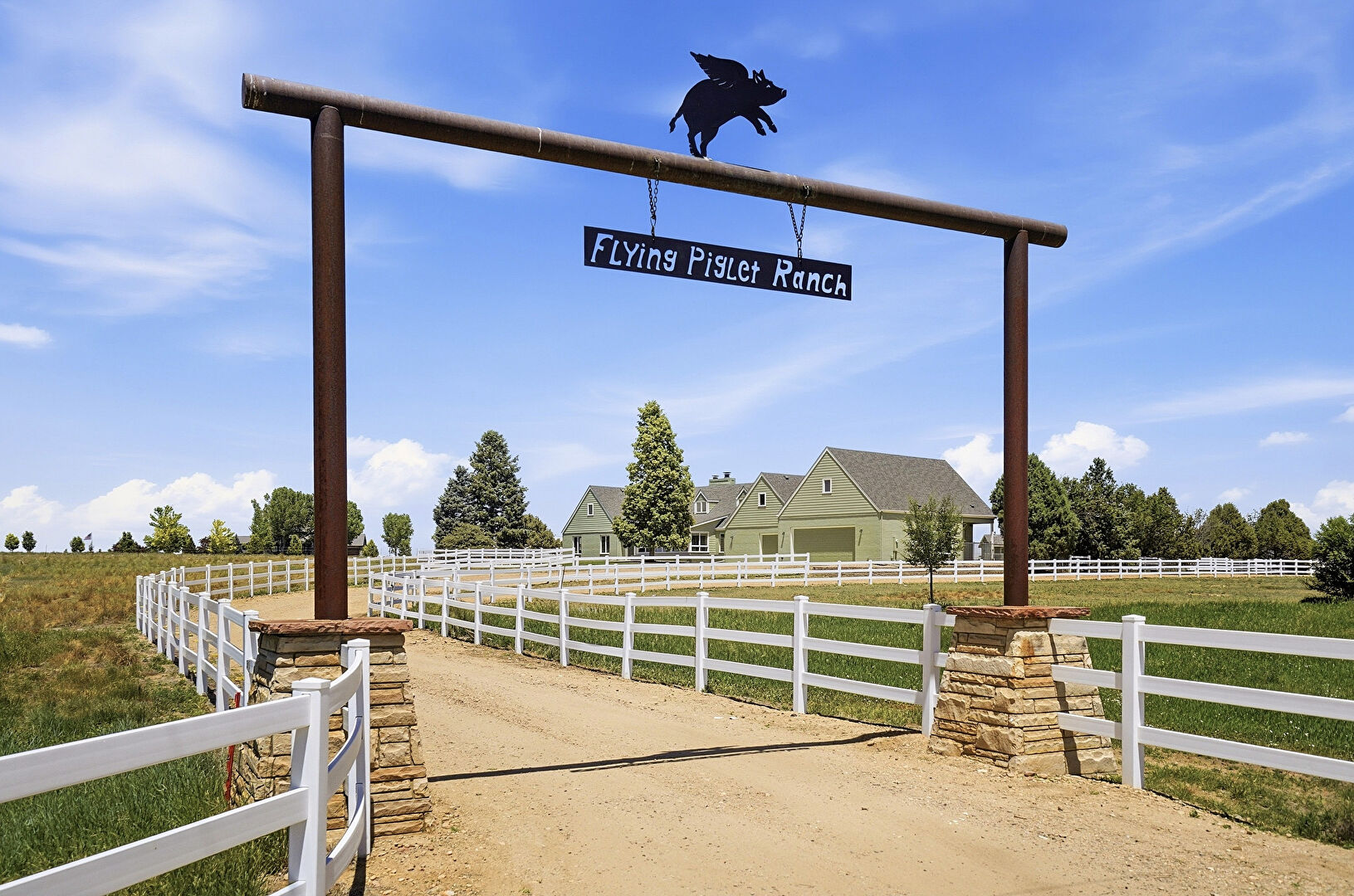 Driveway  at 677 County Road 18, Longmont, CO 80504, listed by Patricia Turner