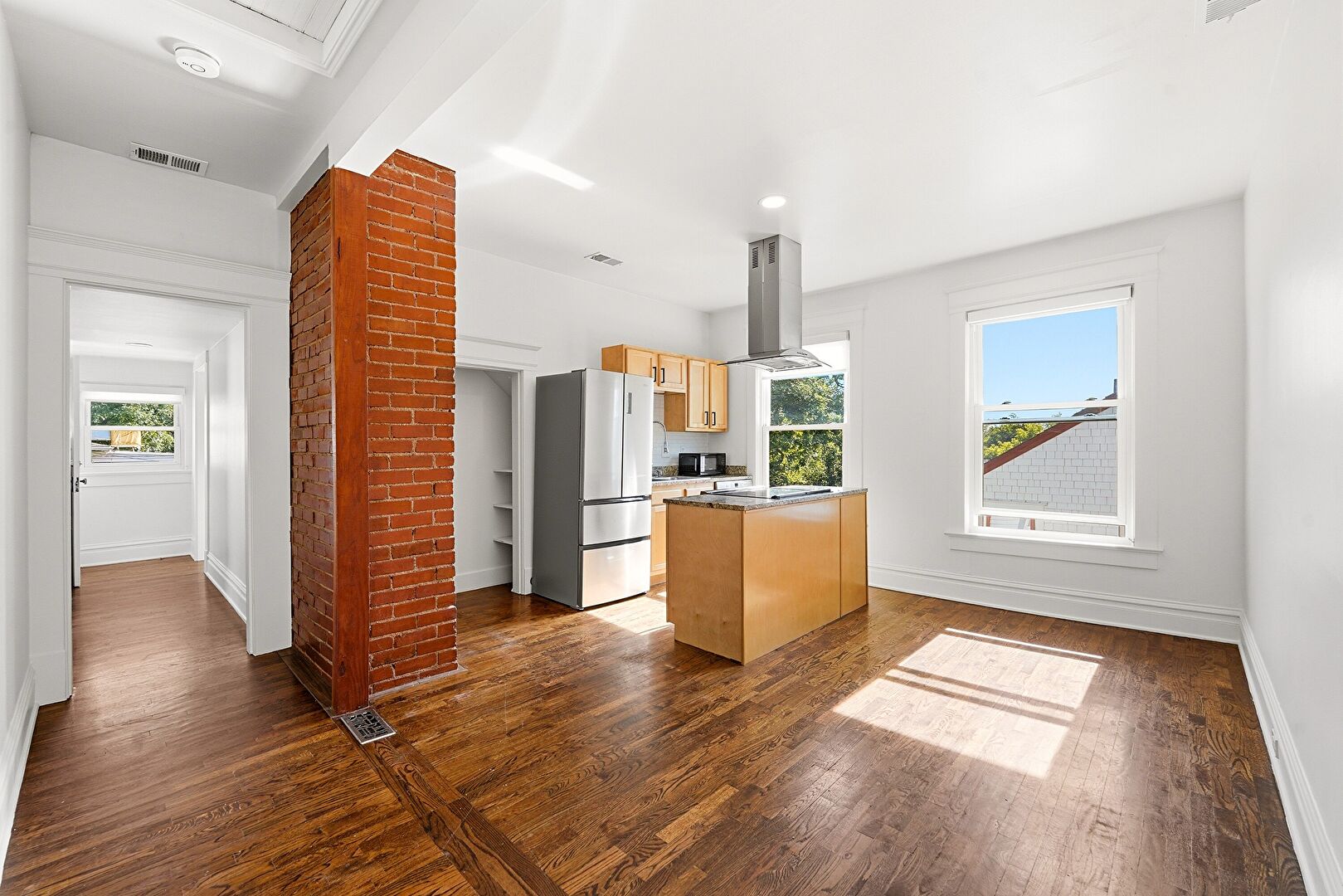 Kitchen at 613 Pine Street, Boulder, CO 80302, listed by Jung Lindas