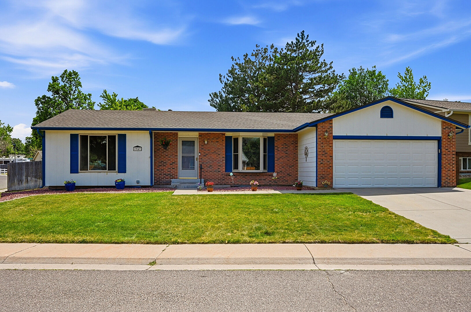 Front at 7947 South Flower Court, Littleton, CO 80128, listed by Mary Vielhauer Vielhauer Realty Inc, MLS ID: 8509826