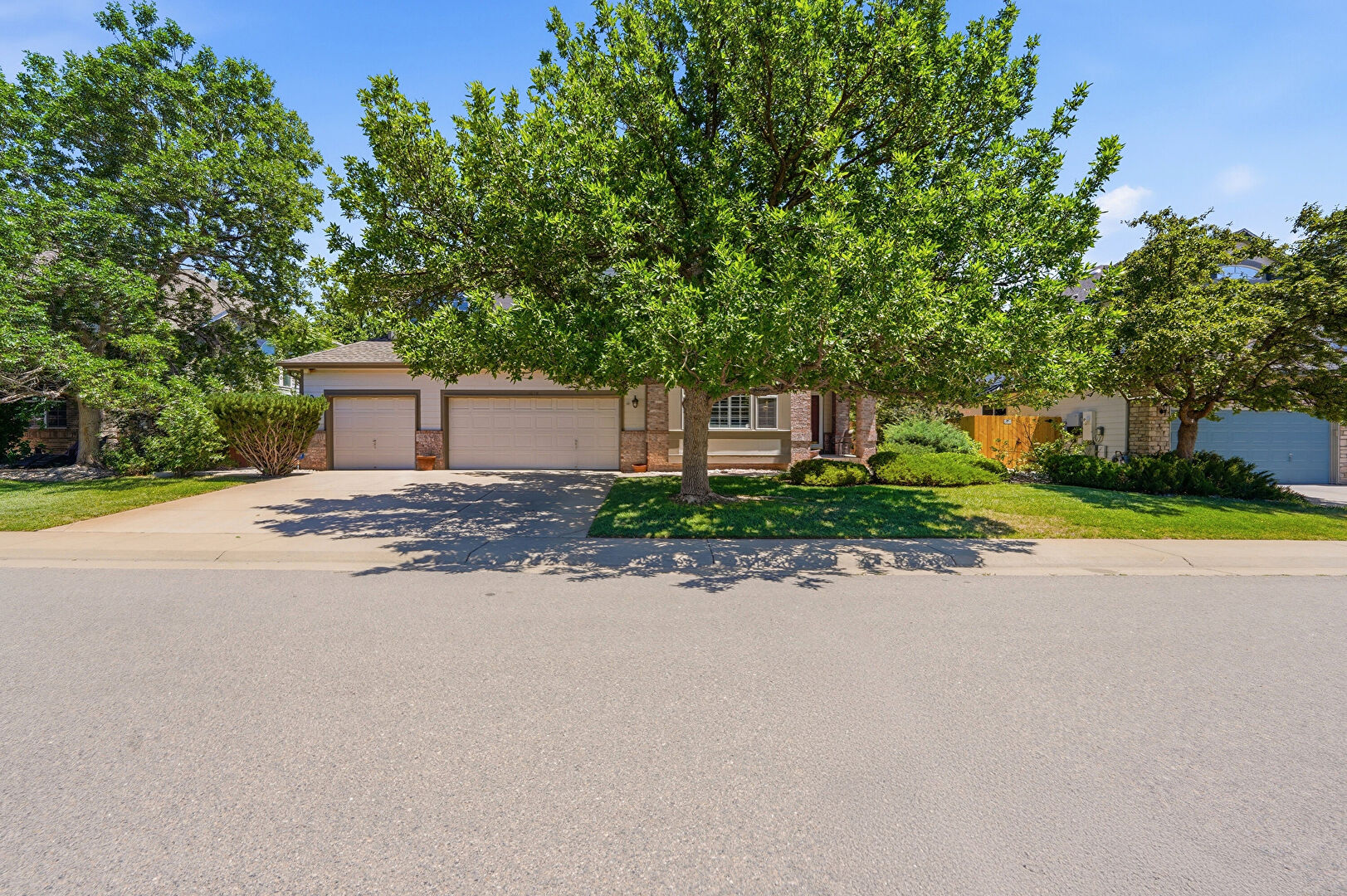 7670 South Hudson Street, Centennial, CO 80122, listed by Natalie Force, MLS ID: 2000098