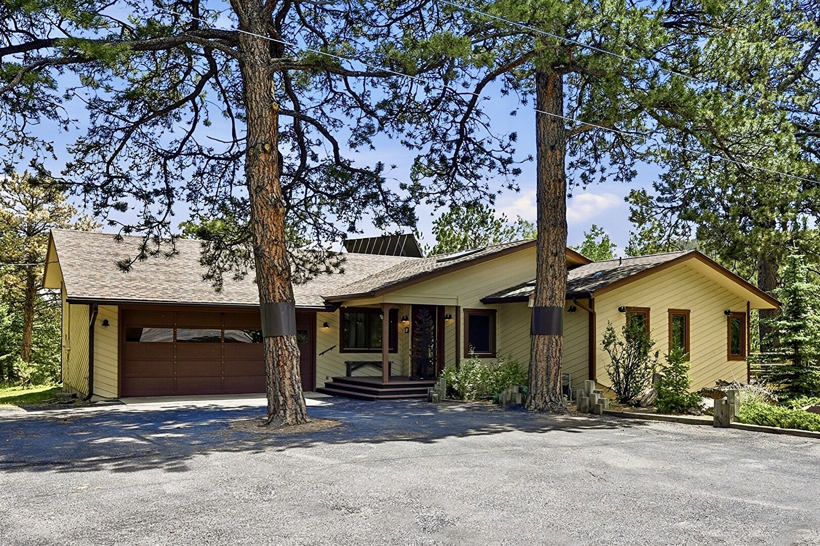 90 Rose Hip Lane, Evergreen, CO 80439, listed by Peg Schroeder, MLS ID: 6071871