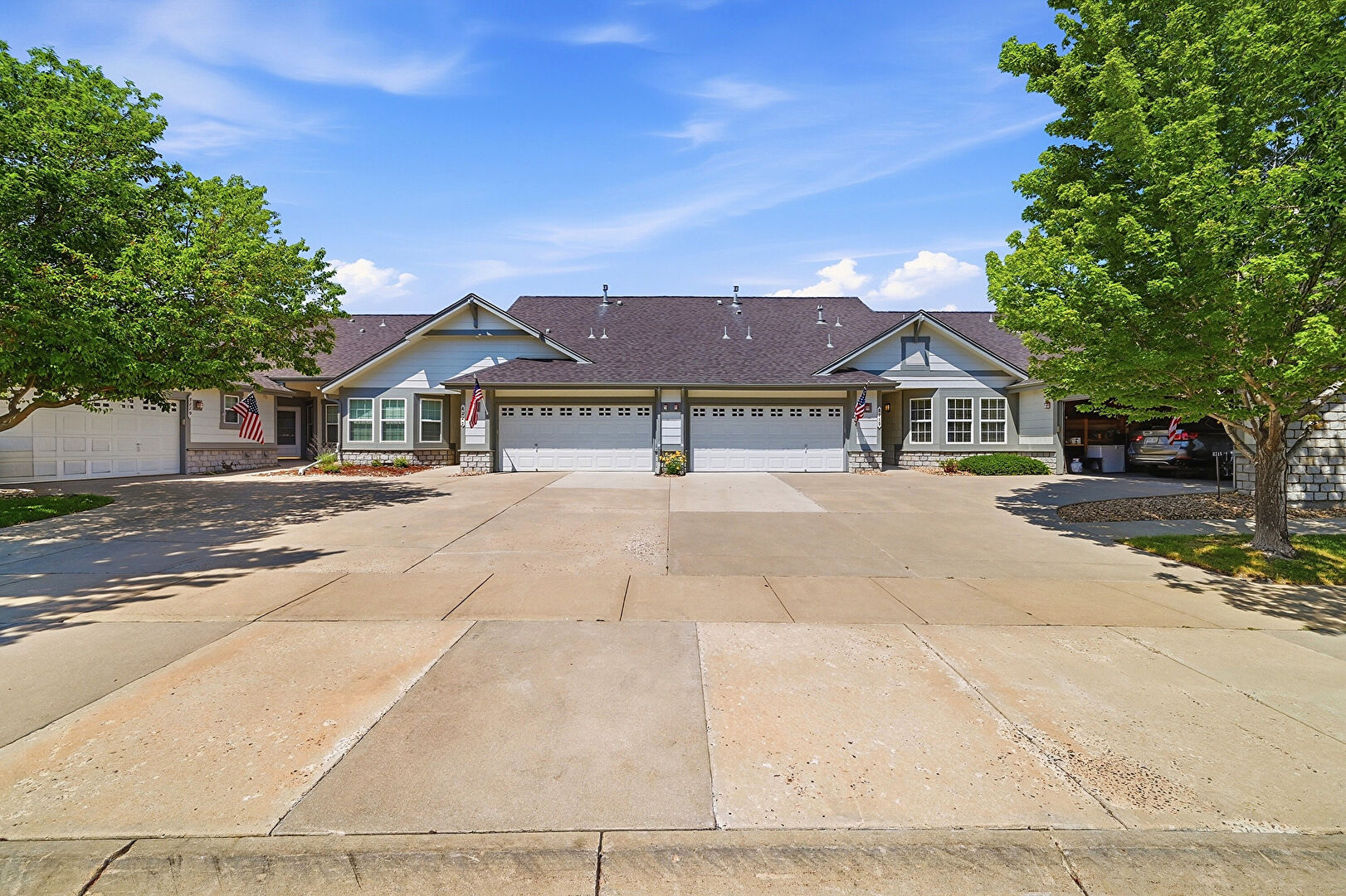 Front at 8219 South Winnipeg Court, Aurora, CO 80016, listed by Jeffery Uscier