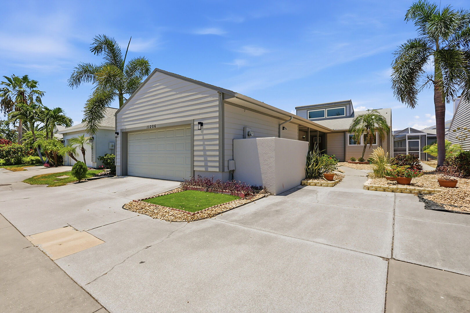 Front at 11206 Longwood Court, Bradenton, FL 34209, listed by Amy Good