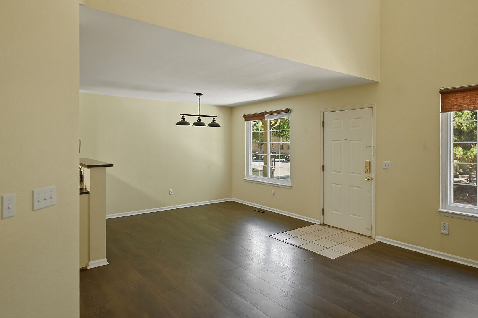 Foyer at 1097 West 112th Avenue #B, Westminster, CO 80234, listed by Taylor Haas