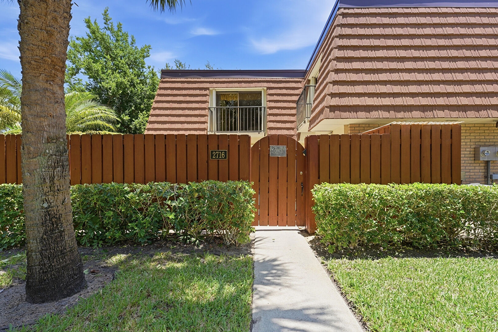 Front at 2716 27th Court, Jupiter, FL 33477, listed by Ashlee Auberry