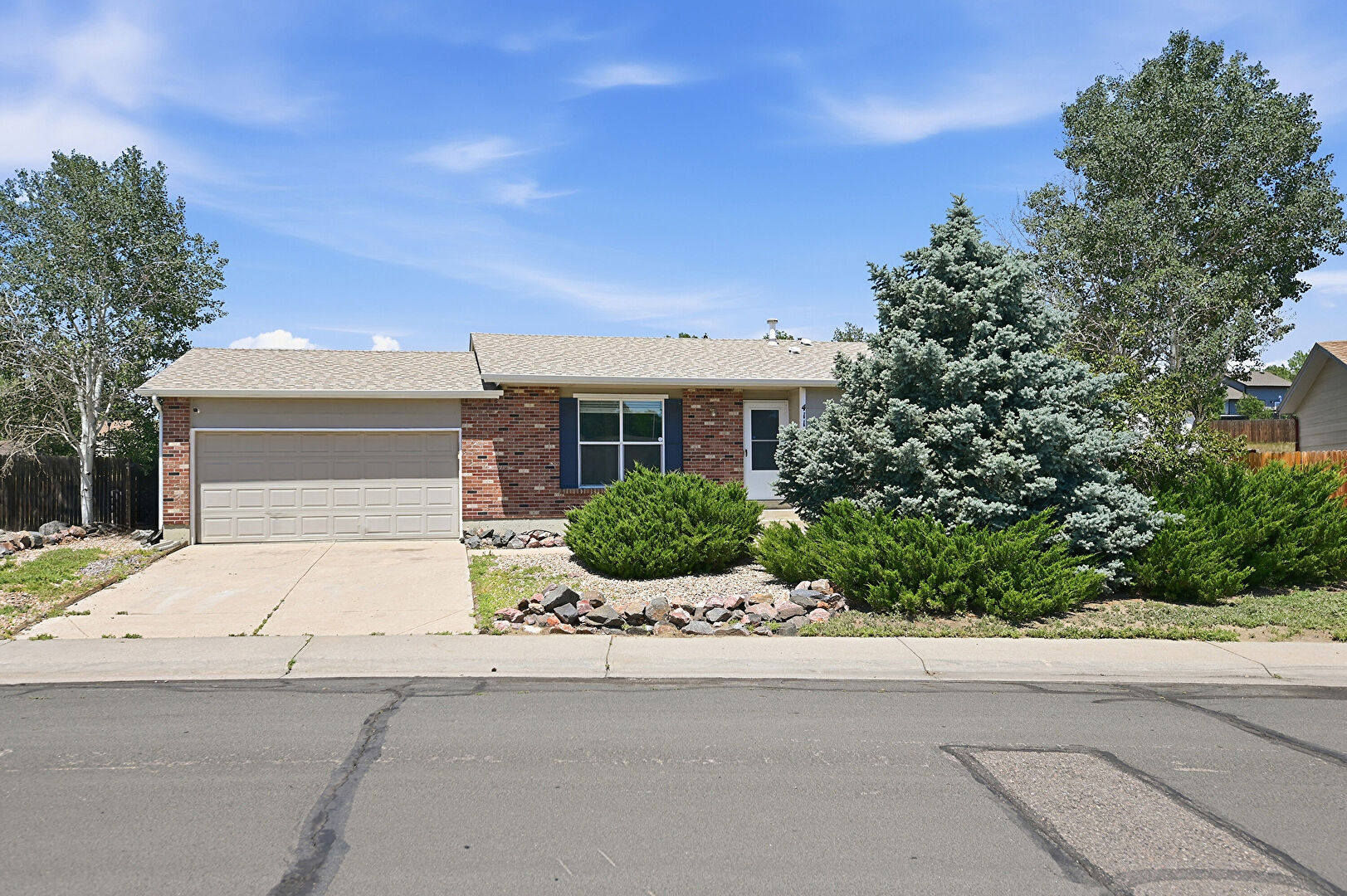 Front at 4115 East 109th Place, Thornton, CO 80233, listed by Darlene Mendoza