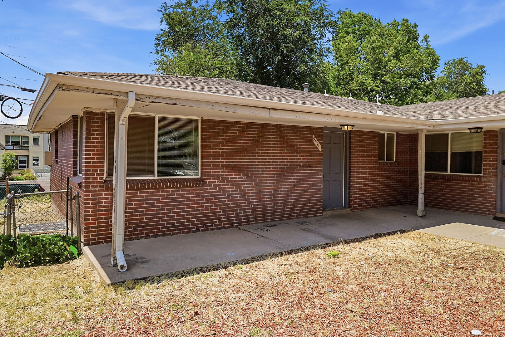 Front at 5565 South Delaware #5571, Littleton, CO 80120, listed by Taylor Haas