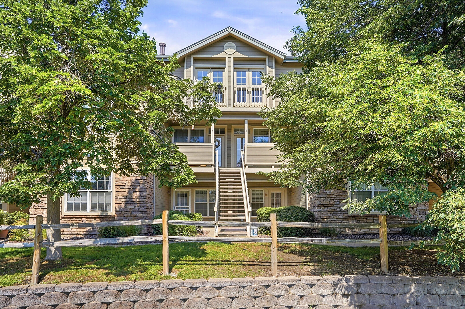 Front at 2940 West Centennial Drive, Unit #G, Littleton, CO 80123, listed by Cindy Rein