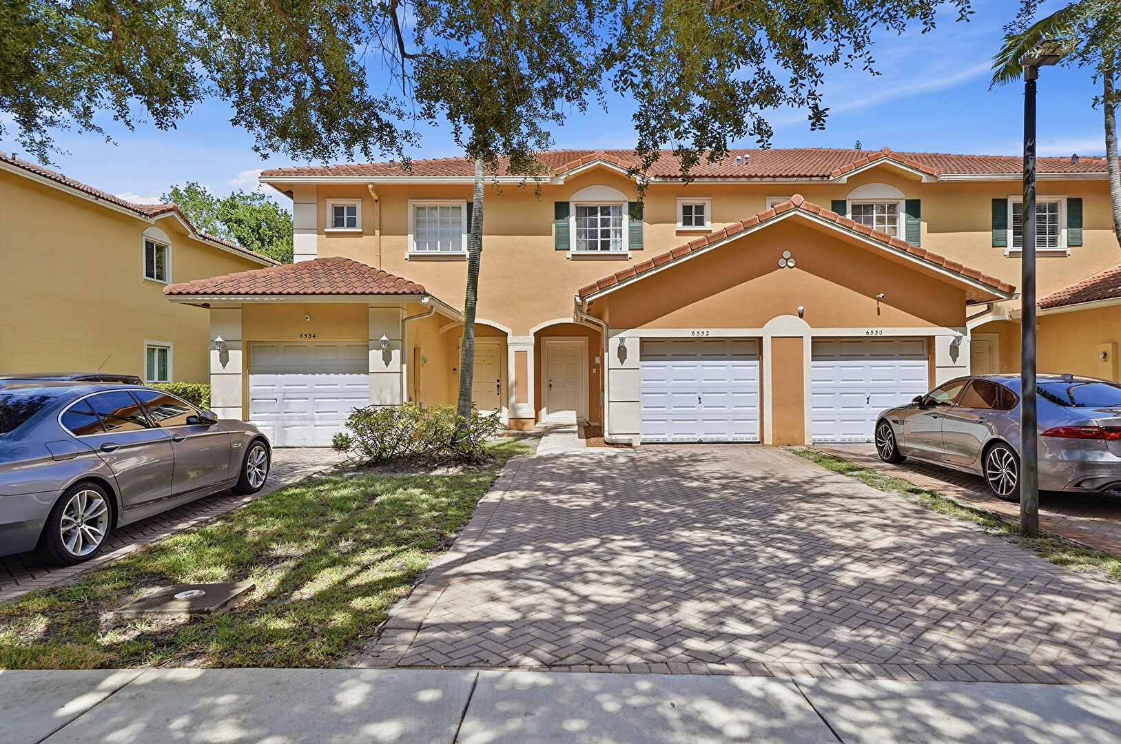 Front at 6532 Catalina Lane, Tamarac, FL 33321, listed by Laura Sanders