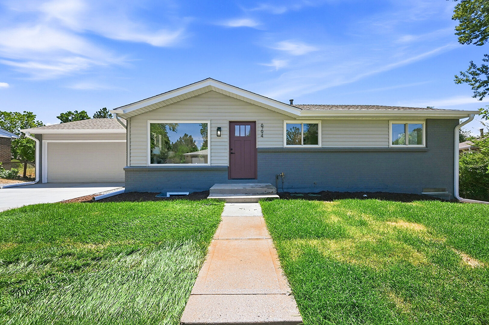 6794 South Ash Way, Centennial, CO 80122, listed by Sarah Thomas