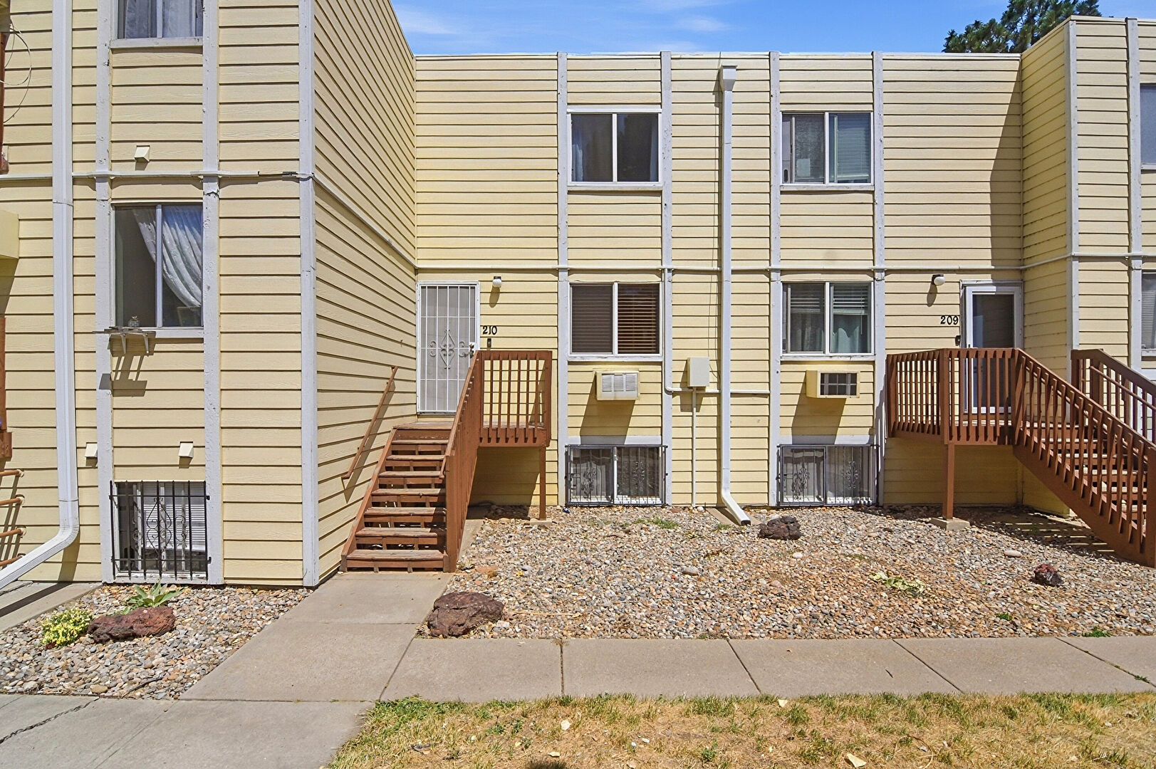 front Entrance of building at 9340 West 49th Avenue, 210, Wheat Ridge, CO 80033, listed by Julie Leins