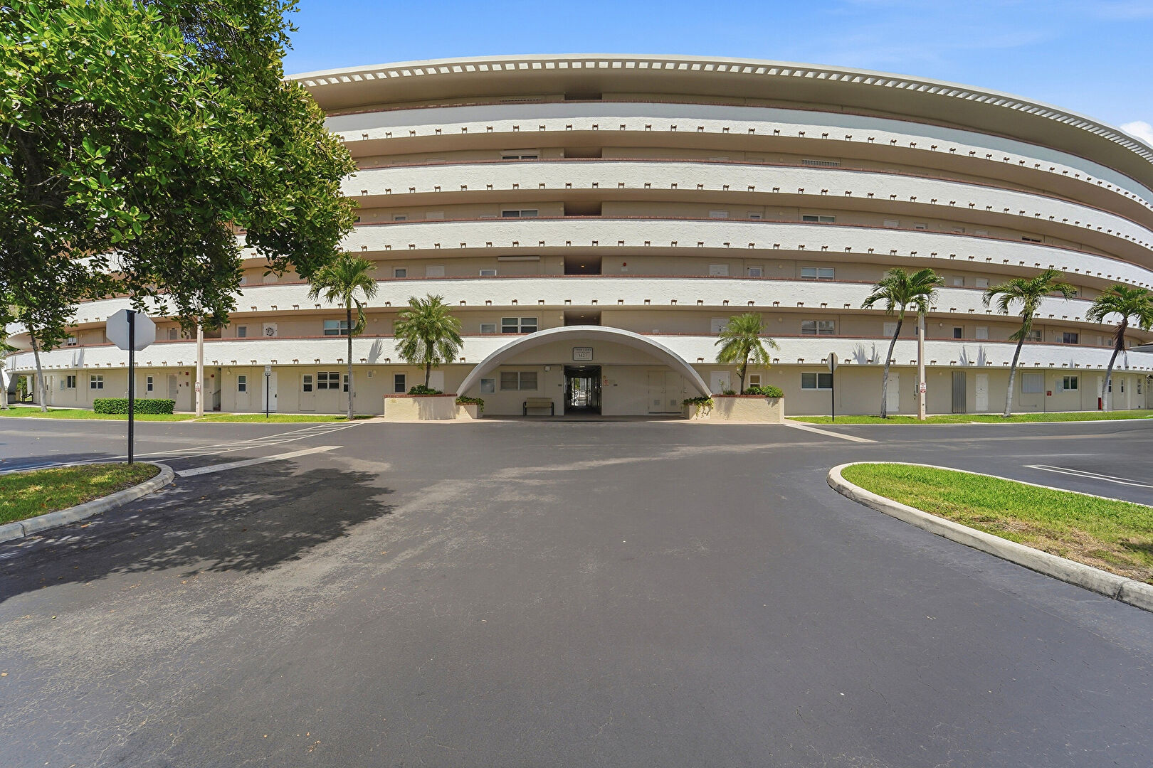 Out Buildings at 1427 East Hillsboro Boulevard, Unit 123, Deerfield Beach, FL 33441, listed by Jordan Nitto