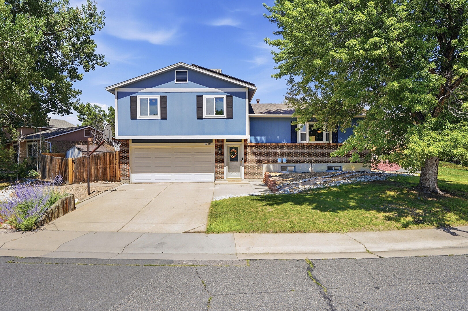 Front at 6740 Devinney Street, Arvada, CO 80004, listed by Susan Kullman, MLS ID: 3787028