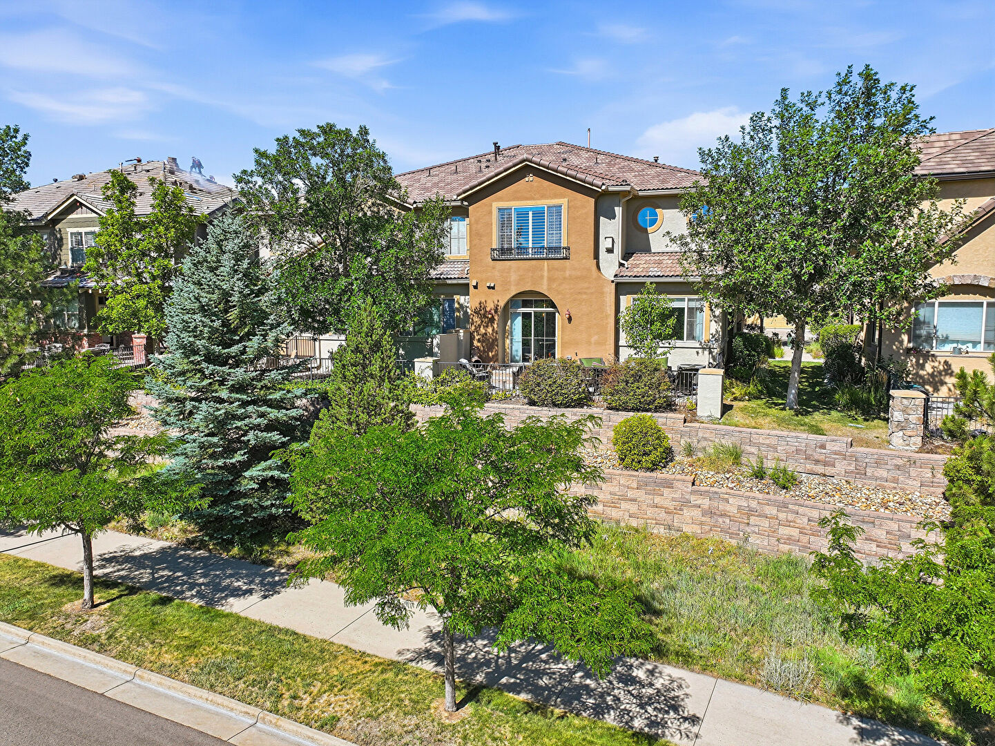 Front at 10152 Bluffmont Lane, Lone Tree, CO 80124, listed by Beth Smart, MLS ID: 4907299