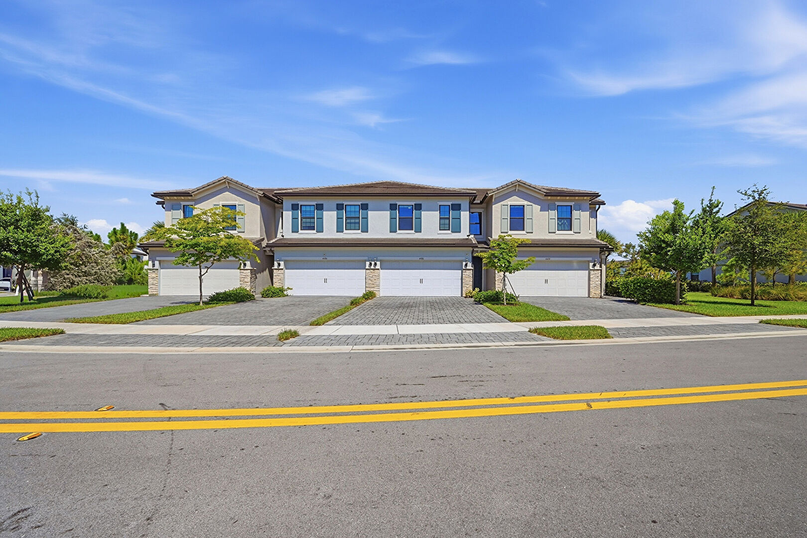 Front at 4480 W Appleton Cir W, Oakland Park, FL 33309, listed by Christopher Riss, MLS ID: B26037442