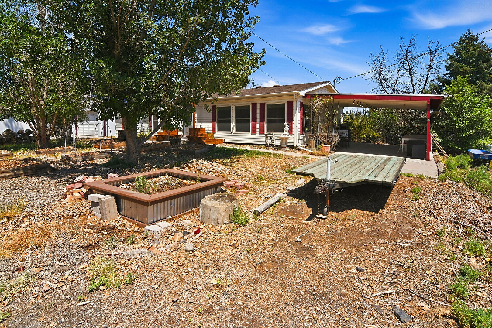 Front at 7525 East 82nd Avenue, Commerce City, CO 80022, listed by Andrew Livingston