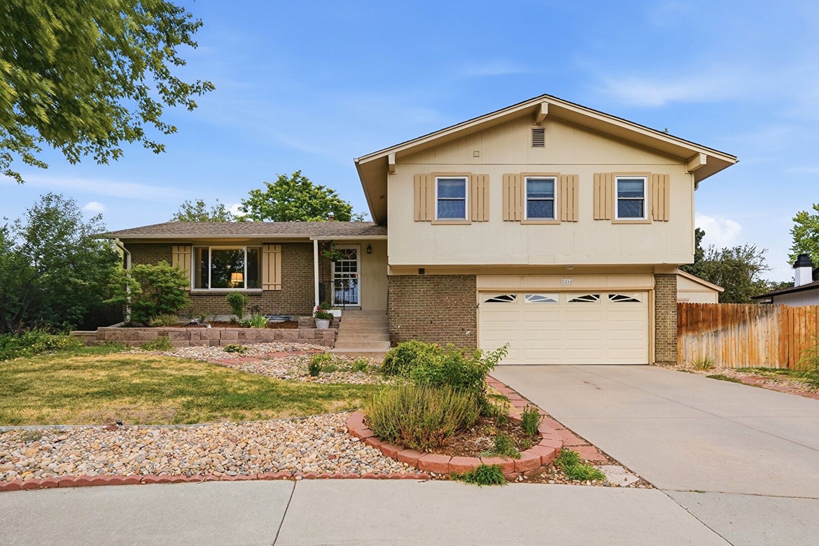 7310 South Syracuse Court, Centennial, CO 80112, listed by Missy Crew | Broker Associate, MLS ID: 8519897