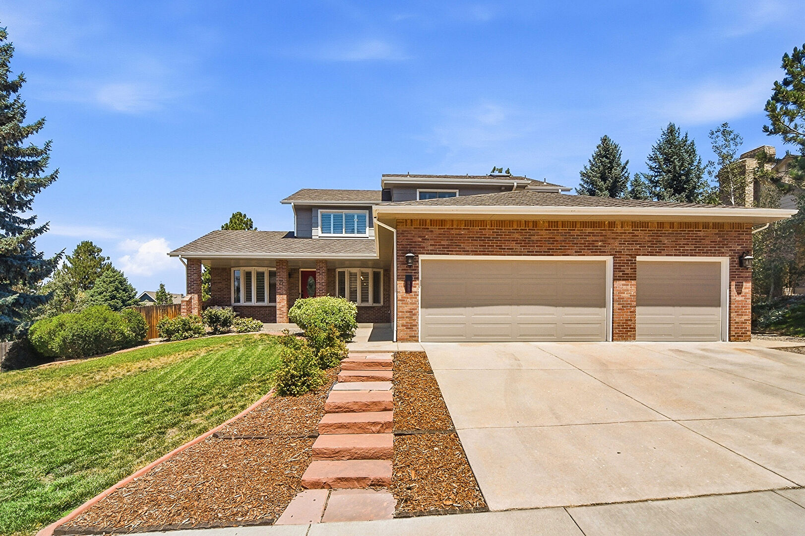 Front at 1721 E Phillips Avenue, Littleton, CO 80122, listed by Jane Pearson