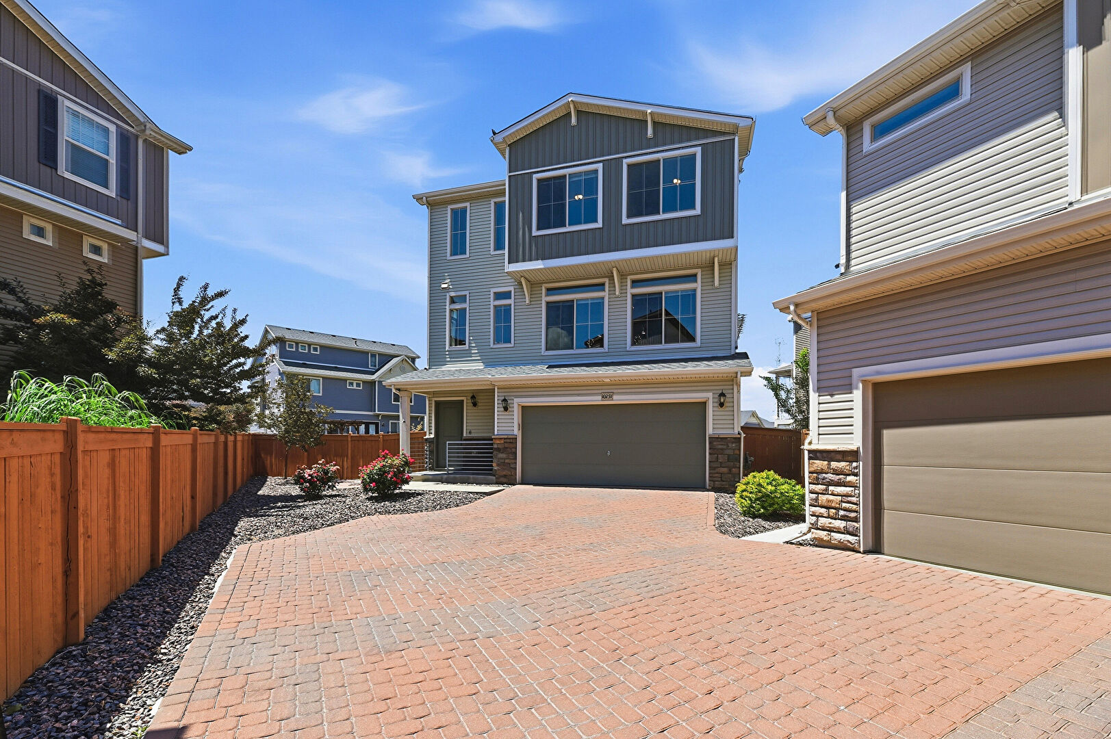 Front at 10231 Yampa Court, Commerce City, CO 80022, listed by Raul Tarango