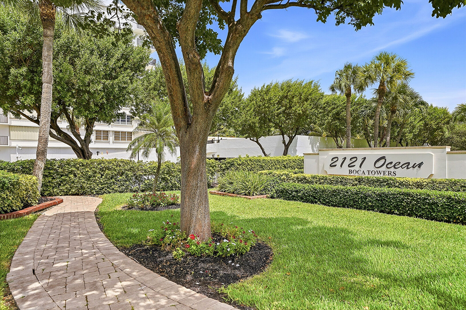 Community Sign at 2121 North Ocean Boulevard, 405W, Boca Raton, FL 33431, listed by Joanne Sassone