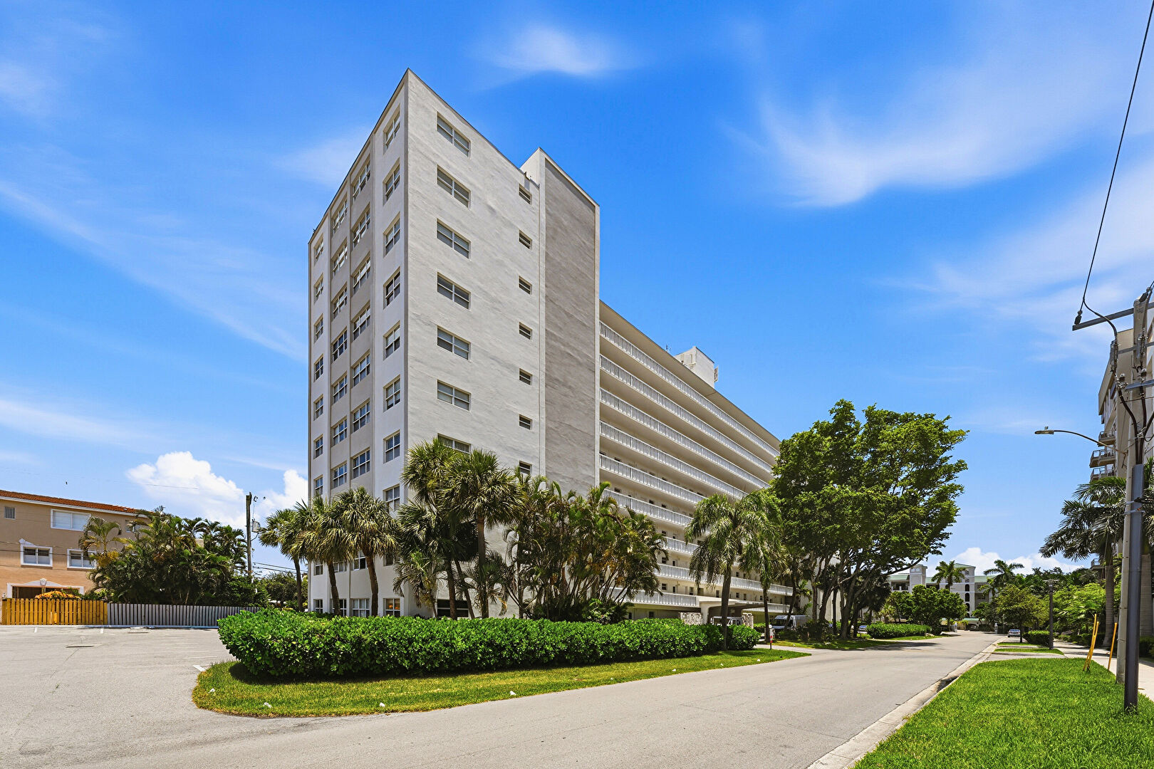Property Exterior at 2555 Northeast 11th Street, #510, Fort Lauderdale, FL 33304, listed by Paul Stanovich, MLS ID: A12059771