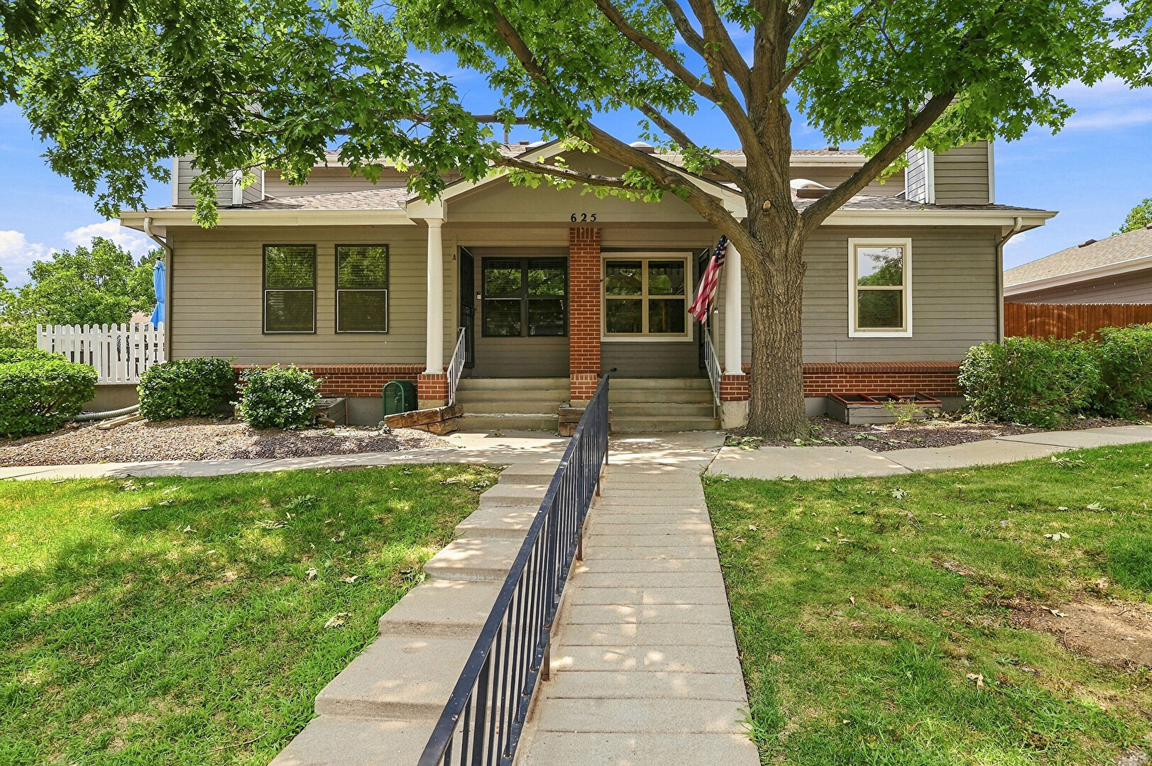 Front at 625 South Depew Street, Unit B, Lakewood, CO 80226, listed by Jayson Holland
