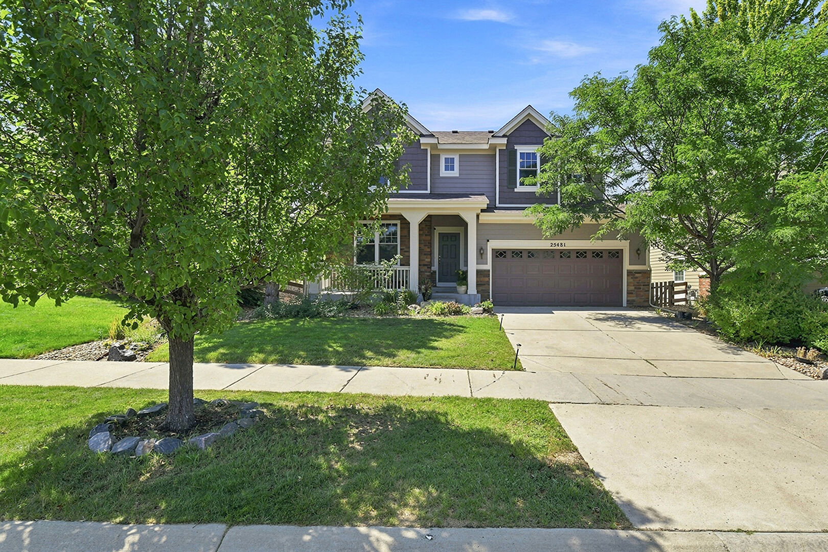 Front at 25481 East Ottawa Drive, Aurora, CO 80016, listed by Jeff Lovato