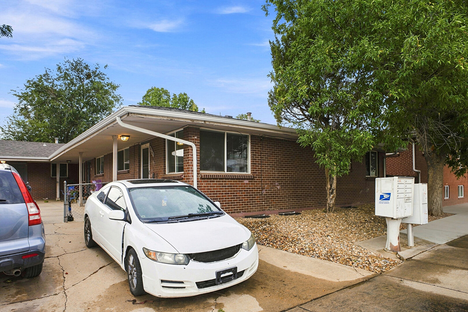 Front at 5565 South Delaware Street #5565, Littleton, CO 80120, listed by Taylor Haas