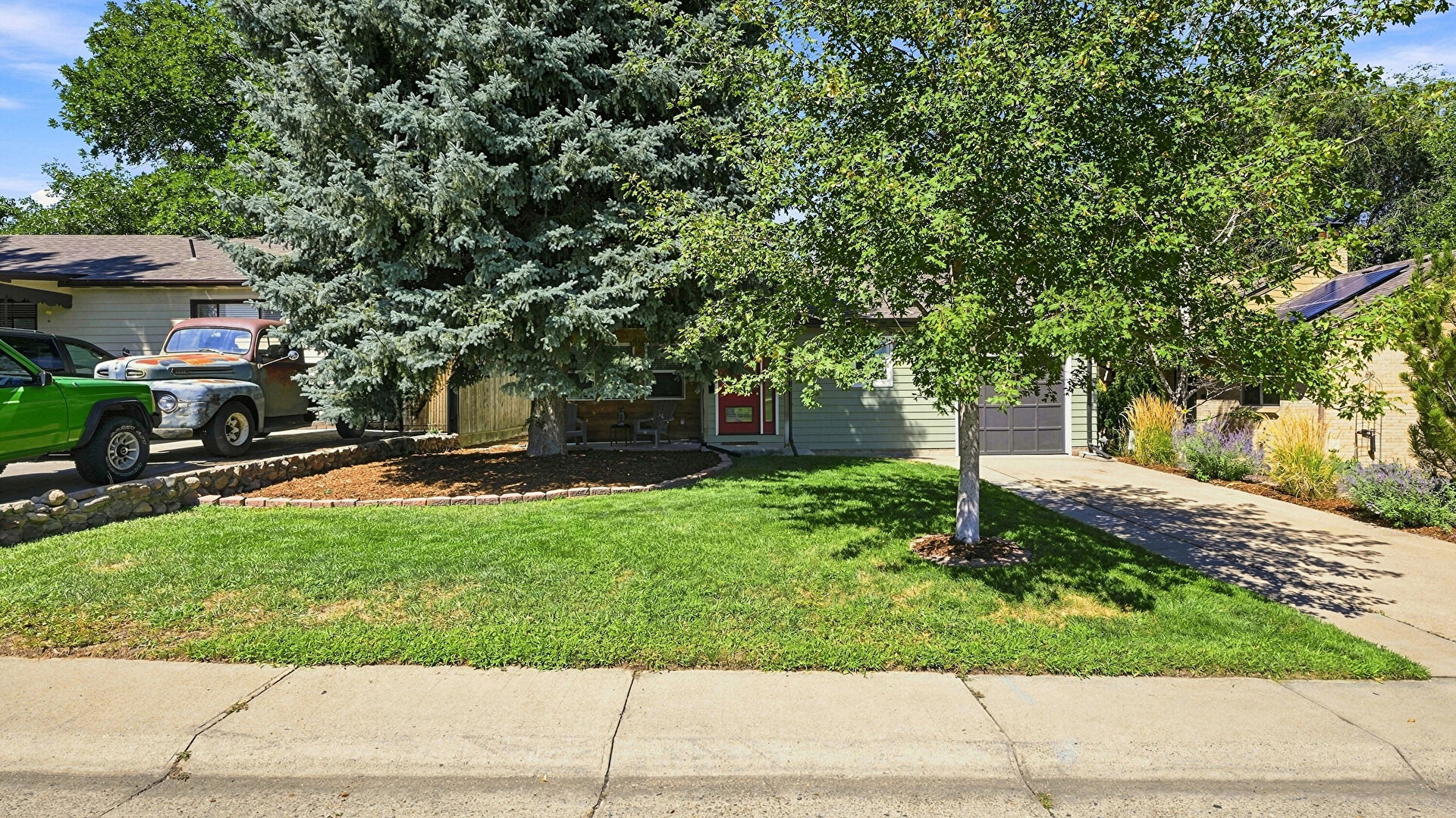 Front at 4639 S. Fox St., Englewood, CO 80110, listed by Jane Pearson
