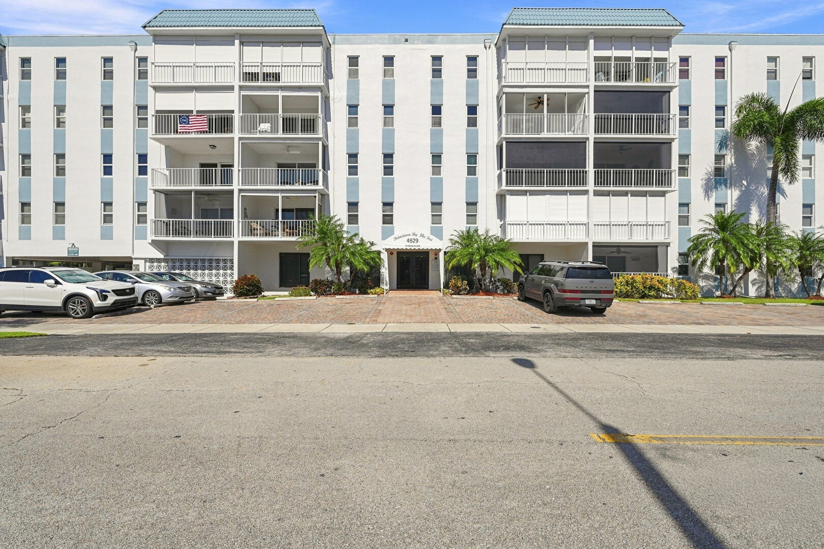 Out Buildings at 4629 Poinciana Street, 304, Lauderdale-by-the-Sea, FL 33308, listed by Rachael Barach