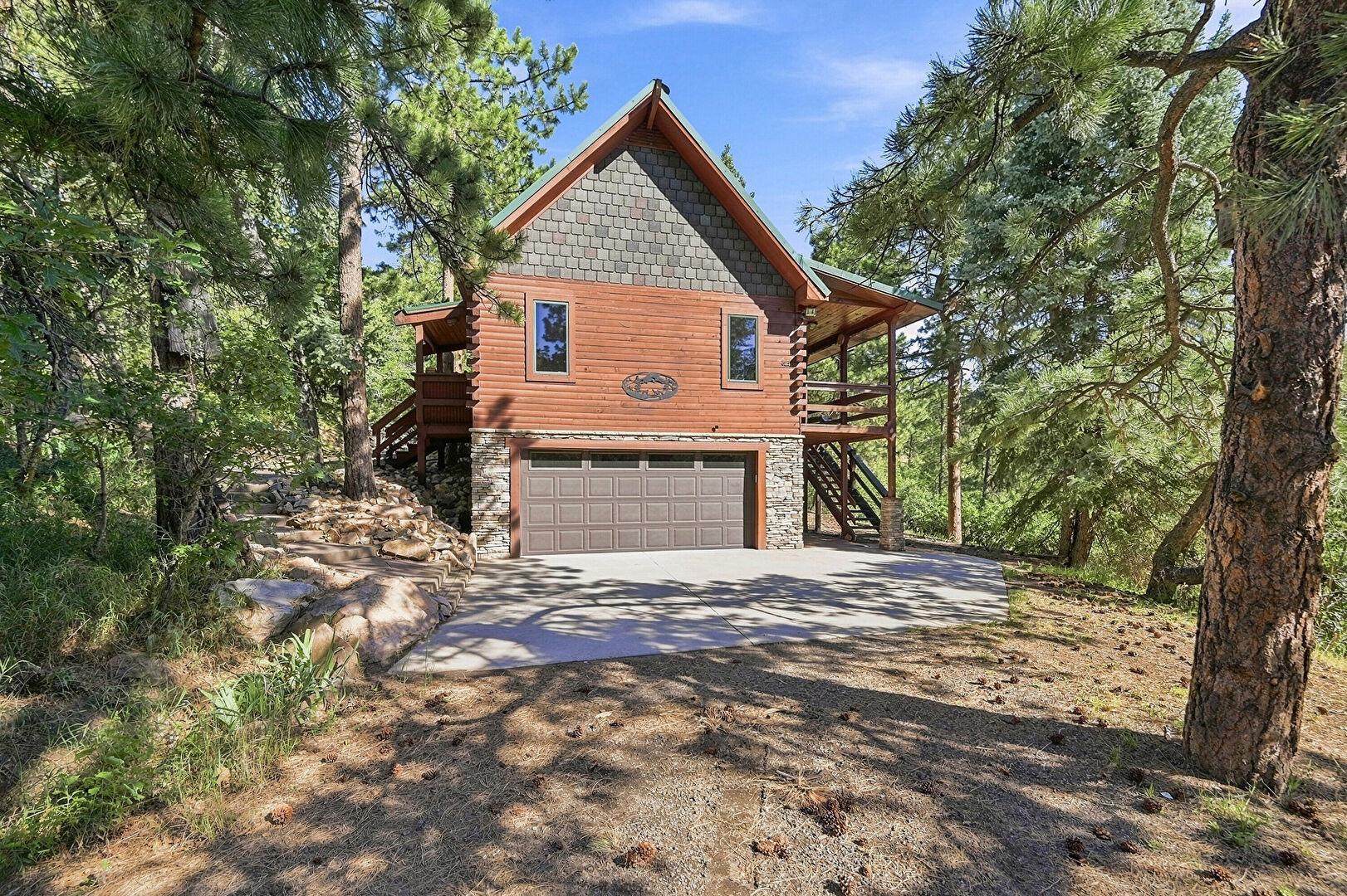 Front at 11073 Mill Hollow Road, Littleton, CO 80127, listed by Valerie Wilson