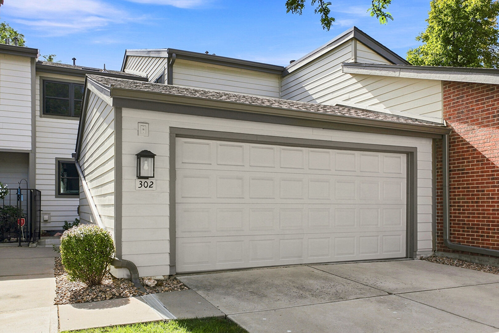 Front at 7925 West Layton Avenue, Unit 302, Littleton, CO 80123, listed by Josie Apodaca