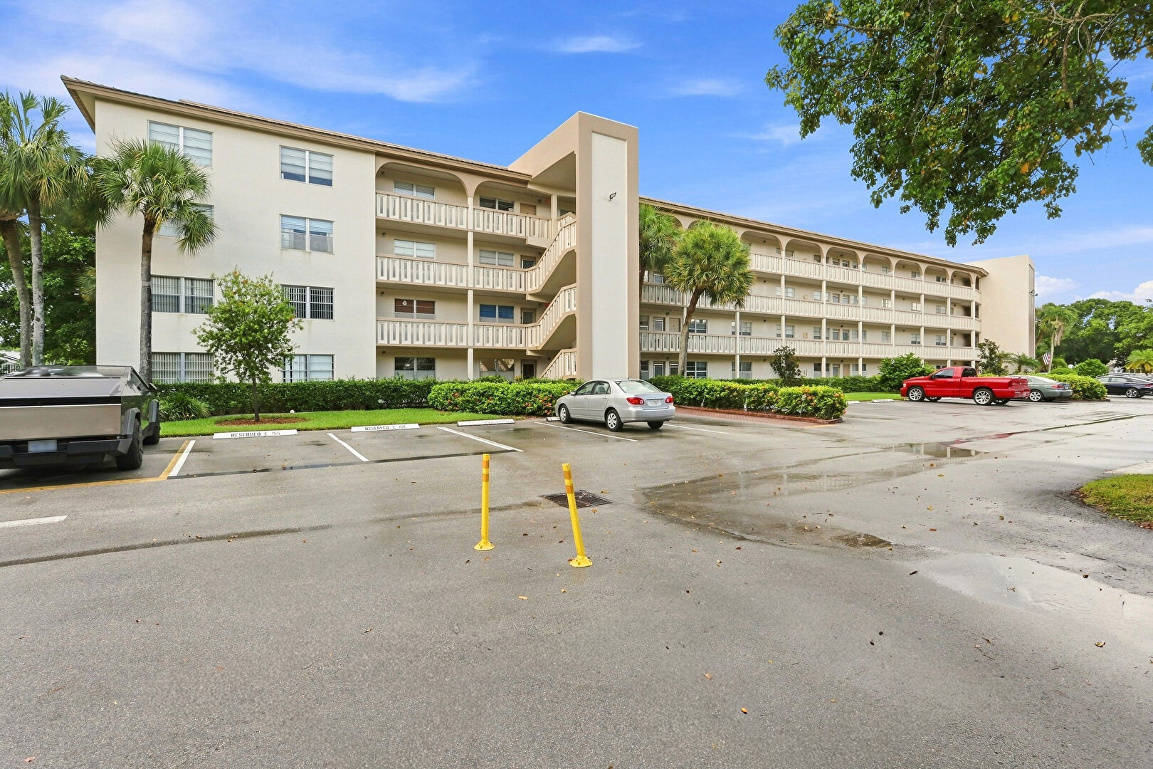 Out Buildings at 2101 Lucaya Bend, C1, Coconut Creek, FL 33066, listed by Diana Vasconez