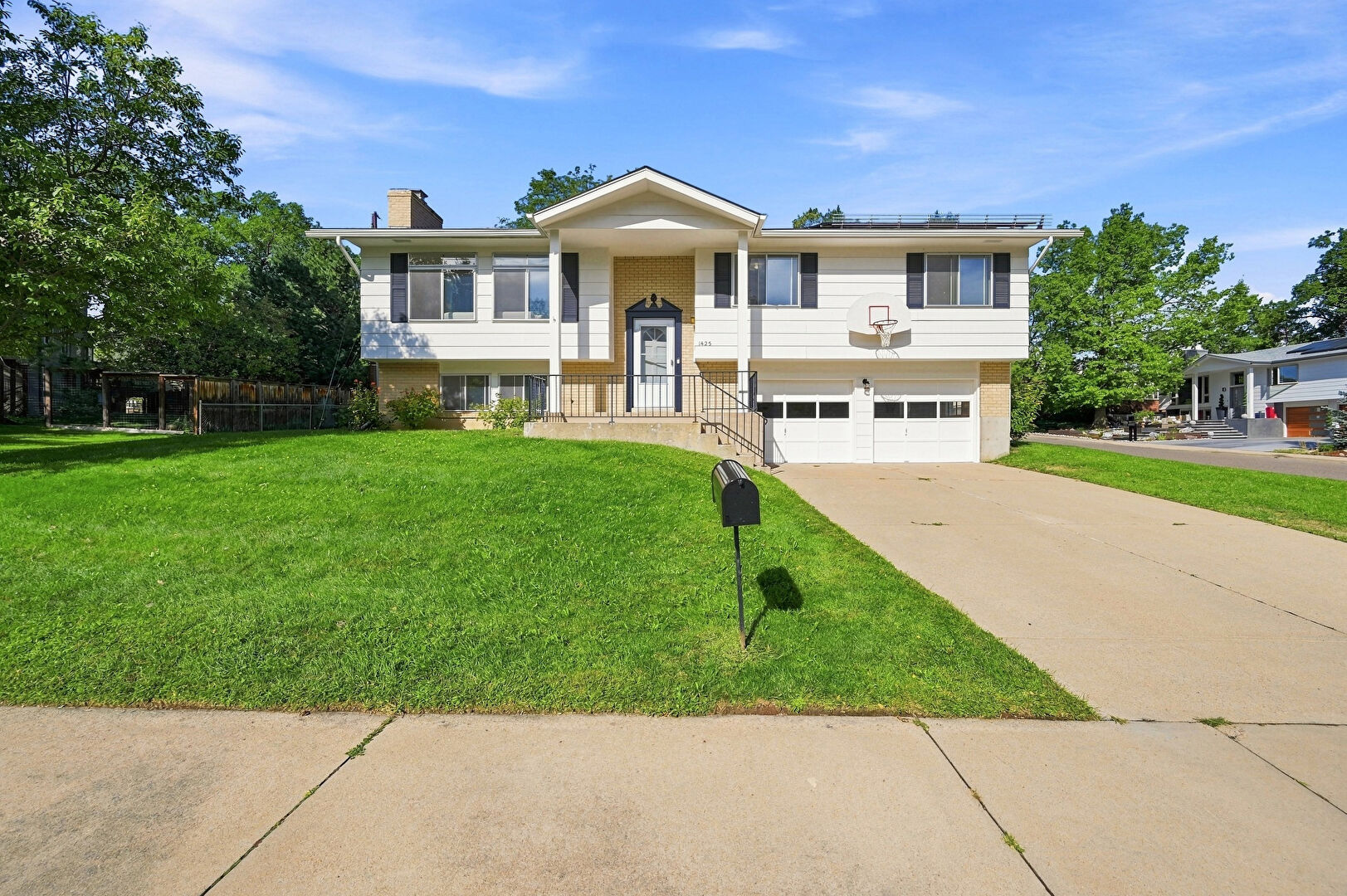 Front at 1425 Judson Drive, Boulder, CO 80305, listed by Jung Lindas