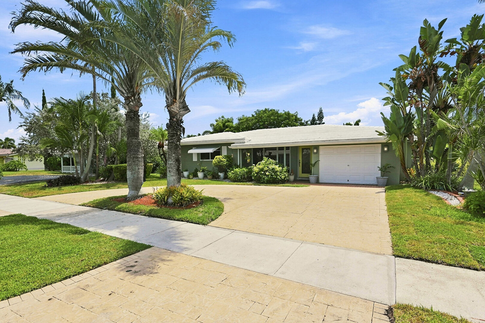 Front at 510 Southeast 4th Court, Pompano Beach, FL 33060, listed by Kim Winters