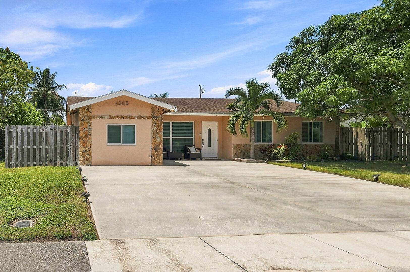 Front at 4665 Northwest 113th Avenue, Sunrise, FL 33323, listed by Sabrina McClover