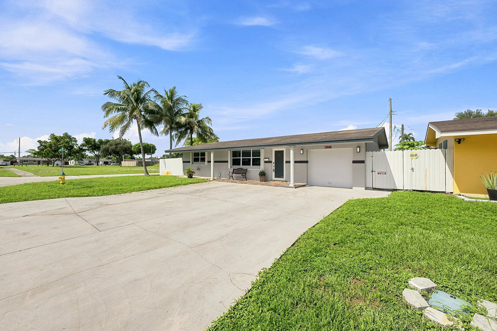 Front at 1000 Northwest 76th TER, Hollywood, FL 33024, listed by Yinet Montero