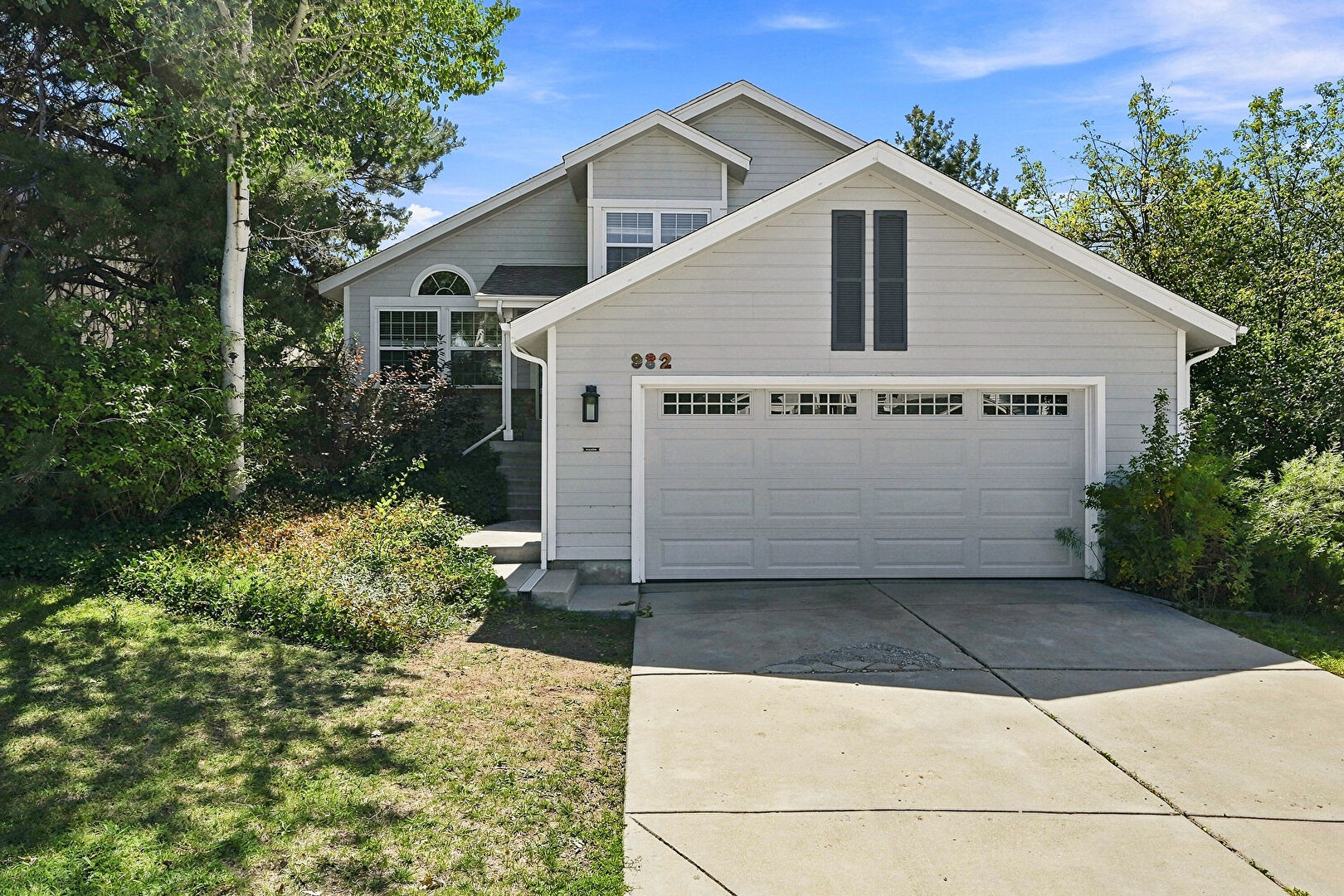 Front at 982 Thames St, Highlands Ranch, CO 80126, listed by Taylor Haas