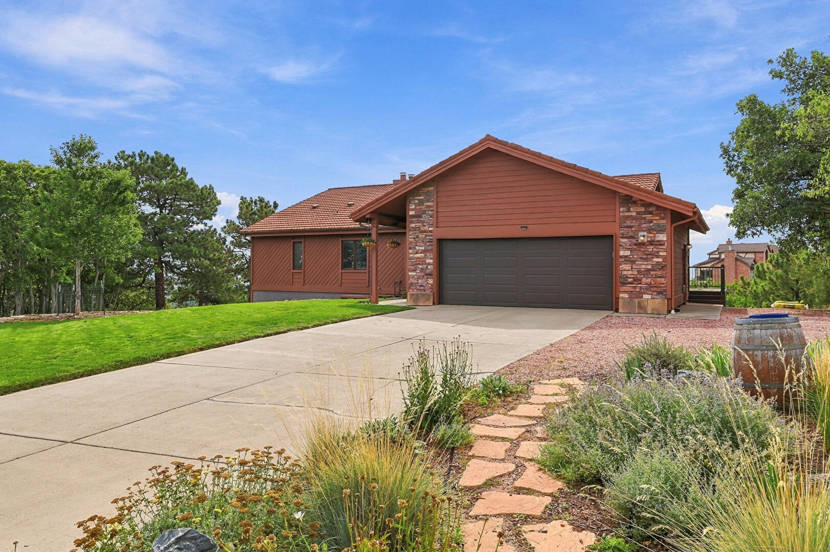 Front at 7135 Suntide Place, Colorado Springs, CO 80919, listed by Vonnetta Johnson