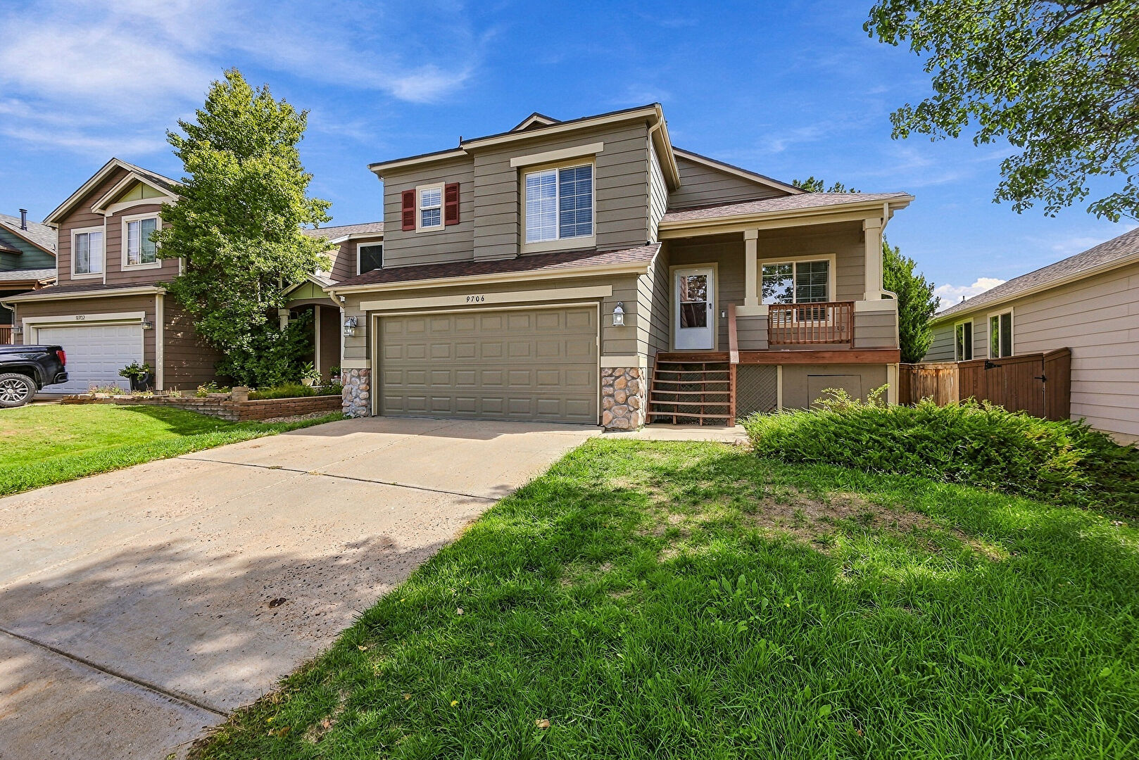 Front at 9706 Queenscliffe Drive, highlands ranch, CO 80130, listed by Kyle Foster