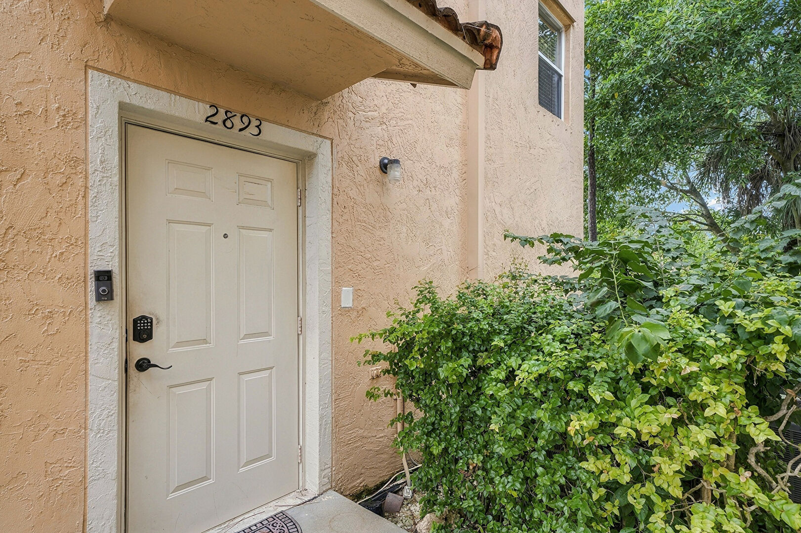 Exterior Entry at 2893 Crestwood Terrace, Margate, FL 33063, listed by Laura Sanders