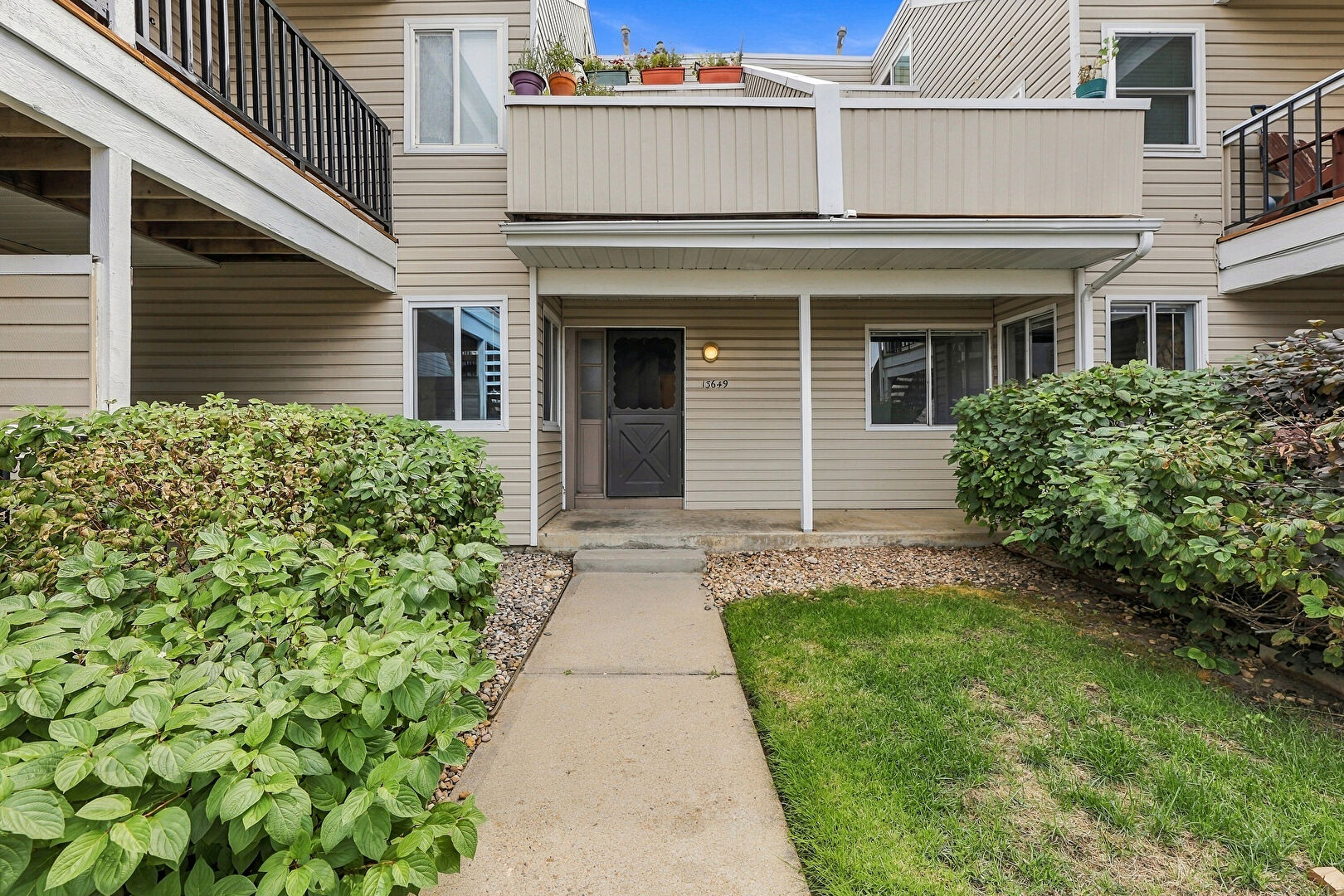 Front at 13649 East Yale Avenue, Aurora, CO 80014, listed by Taylor Haas