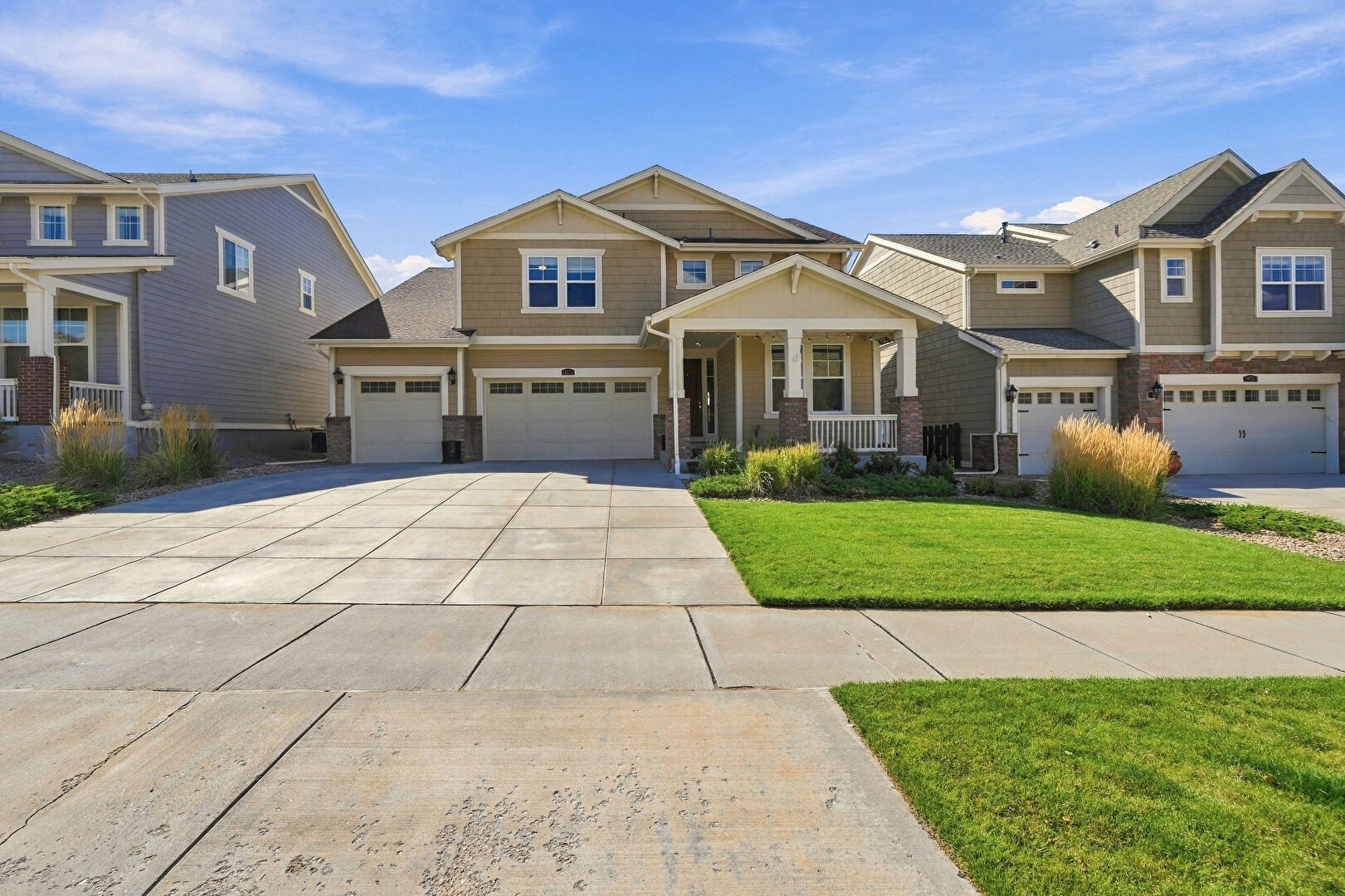 Front at 18850 West 85th Drive, Arvada, CO 80007, listed by Eric Carlton