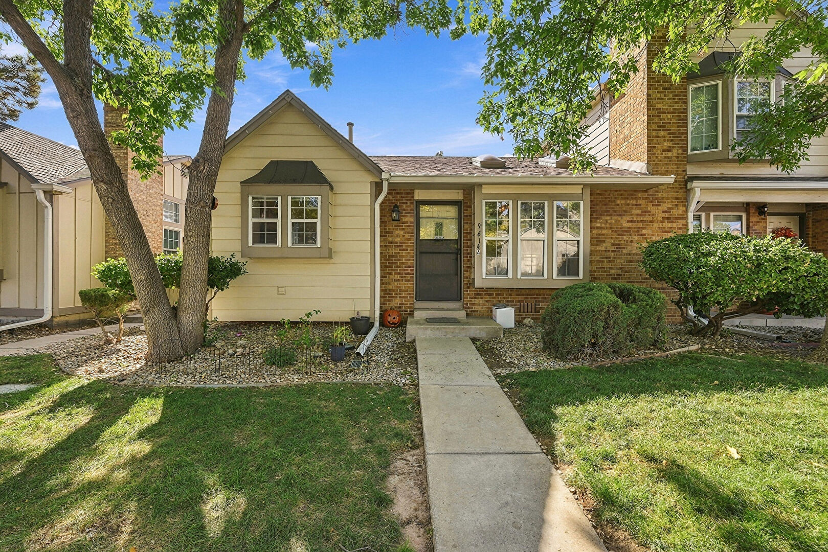 Front at 9614 West Chatfield Avenue, Littleton, CO 80128, listed by Zach Otten