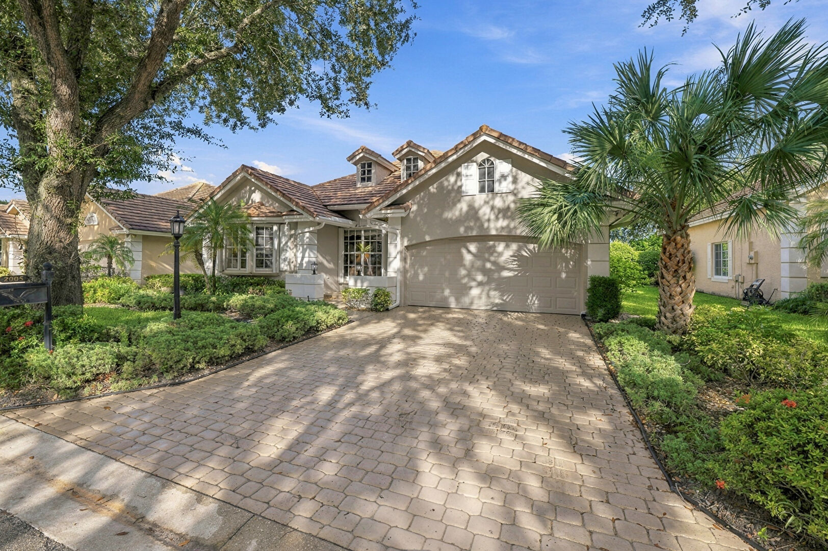 Front at 2005 Northwest 127th Terrace, Coral Springs, FL 33071, listed by Joleen Padgett