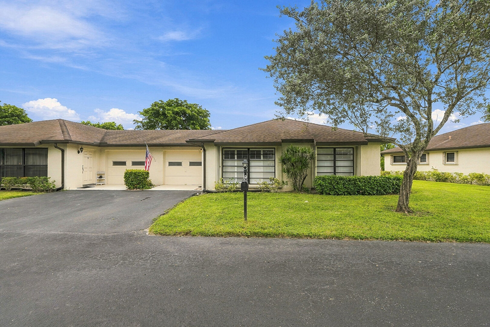 Front at 4865 Equestrian Road, B, Boynton Beach, FL 33436, listed by Bonnie Staskowski, MLS ID: A12095857