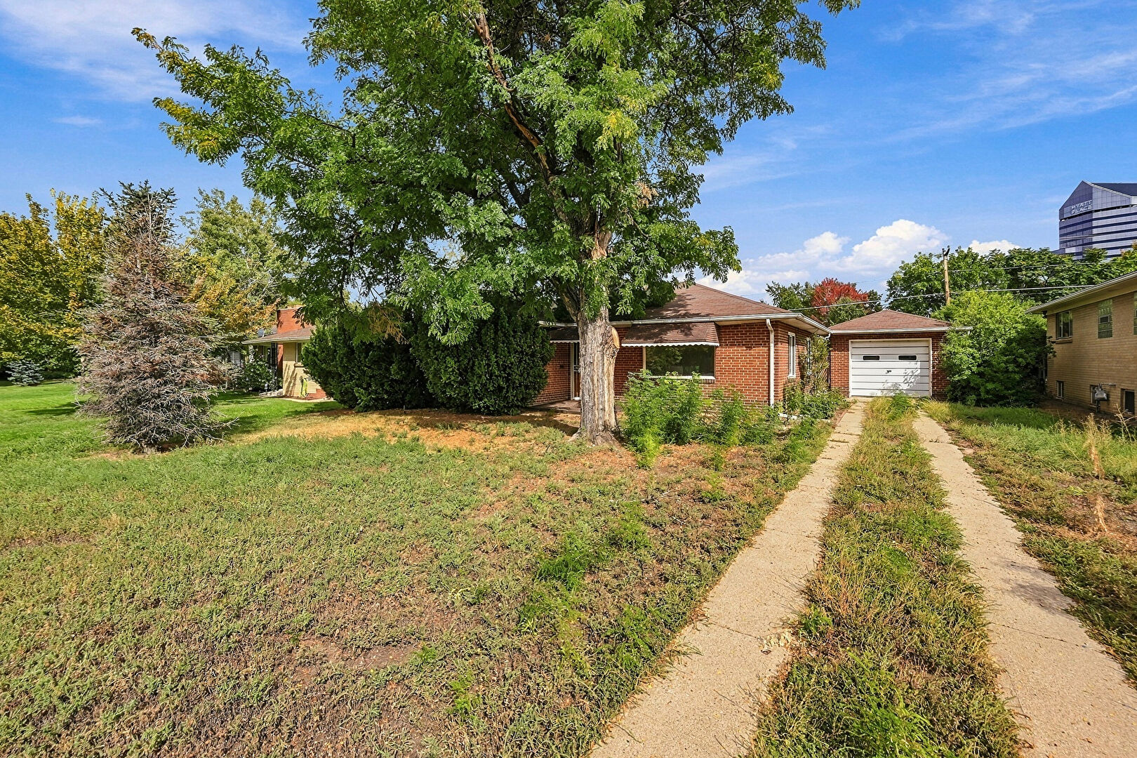 Front at 1082 South Jackson Street, Denver, CO 80209, listed by Taylor Haas