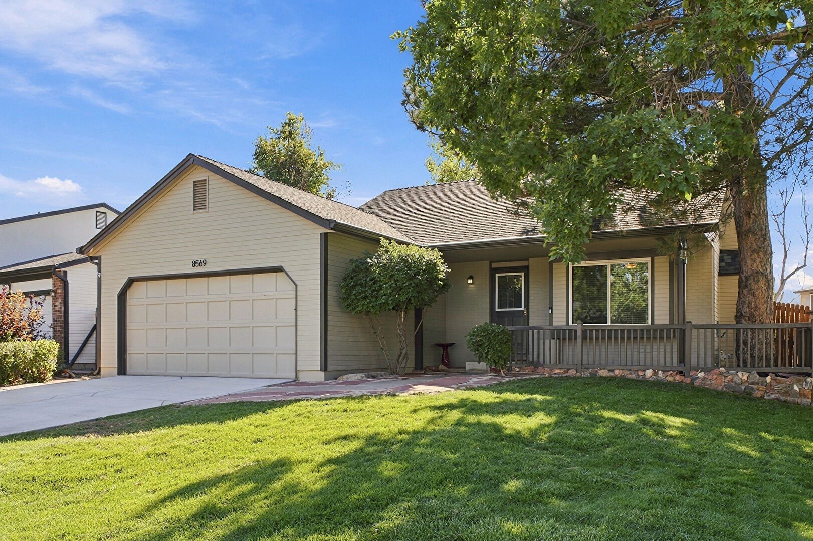 Front at 8569 Angela Lane, Parker, CO 80134, listed by Eric Carlton, MLS ID: 1740655