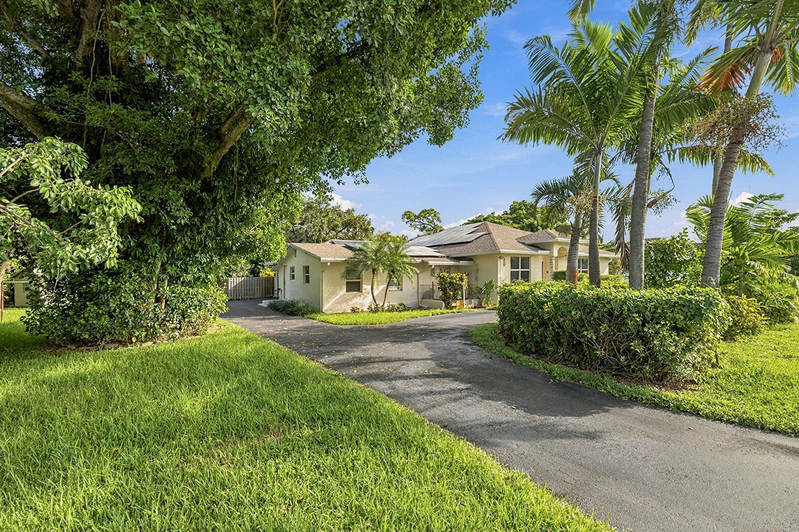 Front at 821 Southwest 13th Court, Pompano Beach, FL 33060, listed by Maryam Sharifi