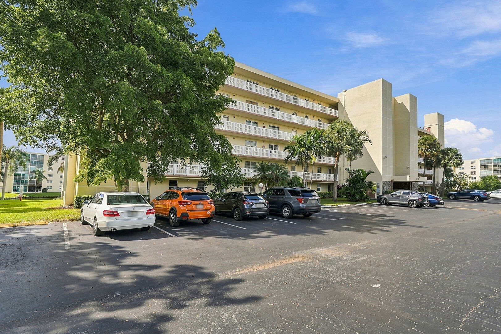 Parking at 111 Southeast 3rd Avenue,  # 602, Dania Beach, FL 33004, listed by Rachael Osburn